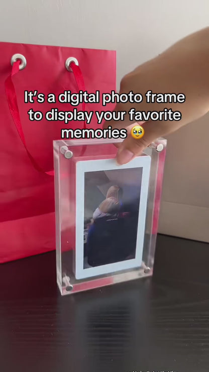 Motion Frame - Upload Photos & Videos